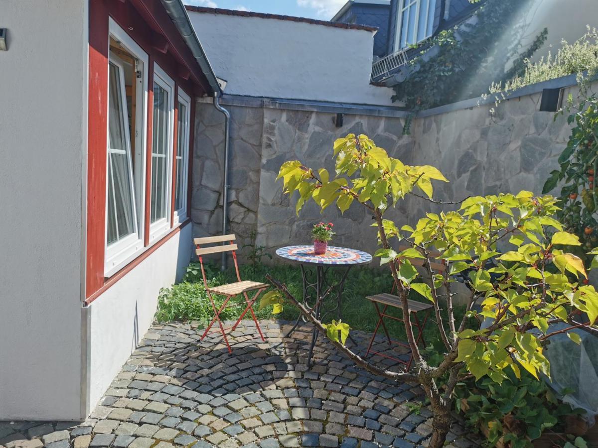 Rheingau - Schoene Moeblierte Ferienwohnung Eltville am Rhein Exterior photo